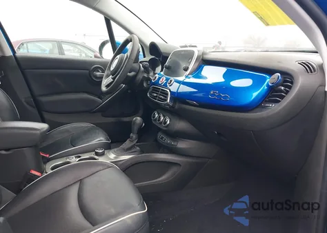 2020 Fiat 500X Trekking Awd z USA, uszkodzony, nr VIN ZFBNFYB14LP880899